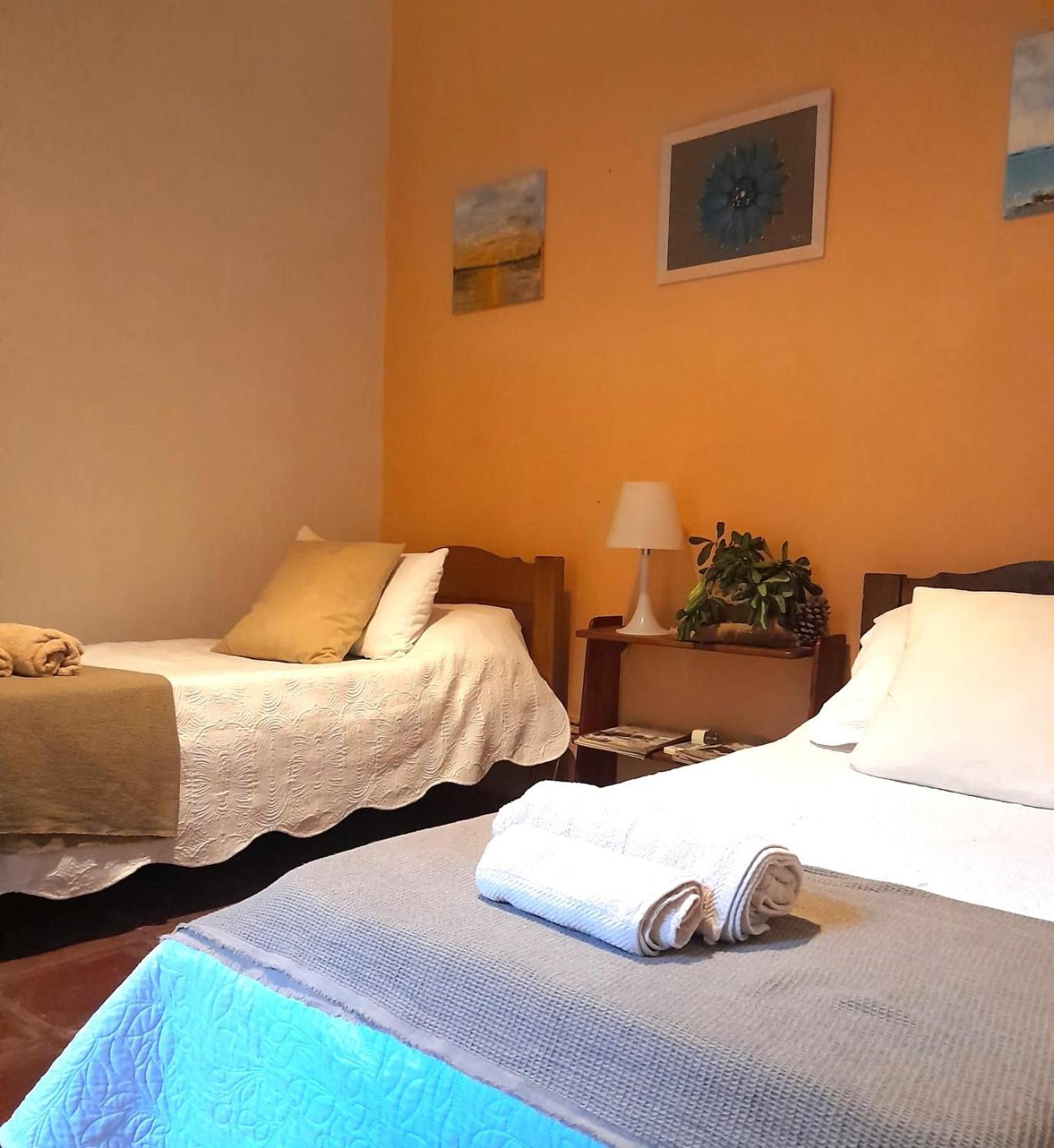 Хостел Casa Calma Колонія-дель-Сакраменто Екстер'єр фото