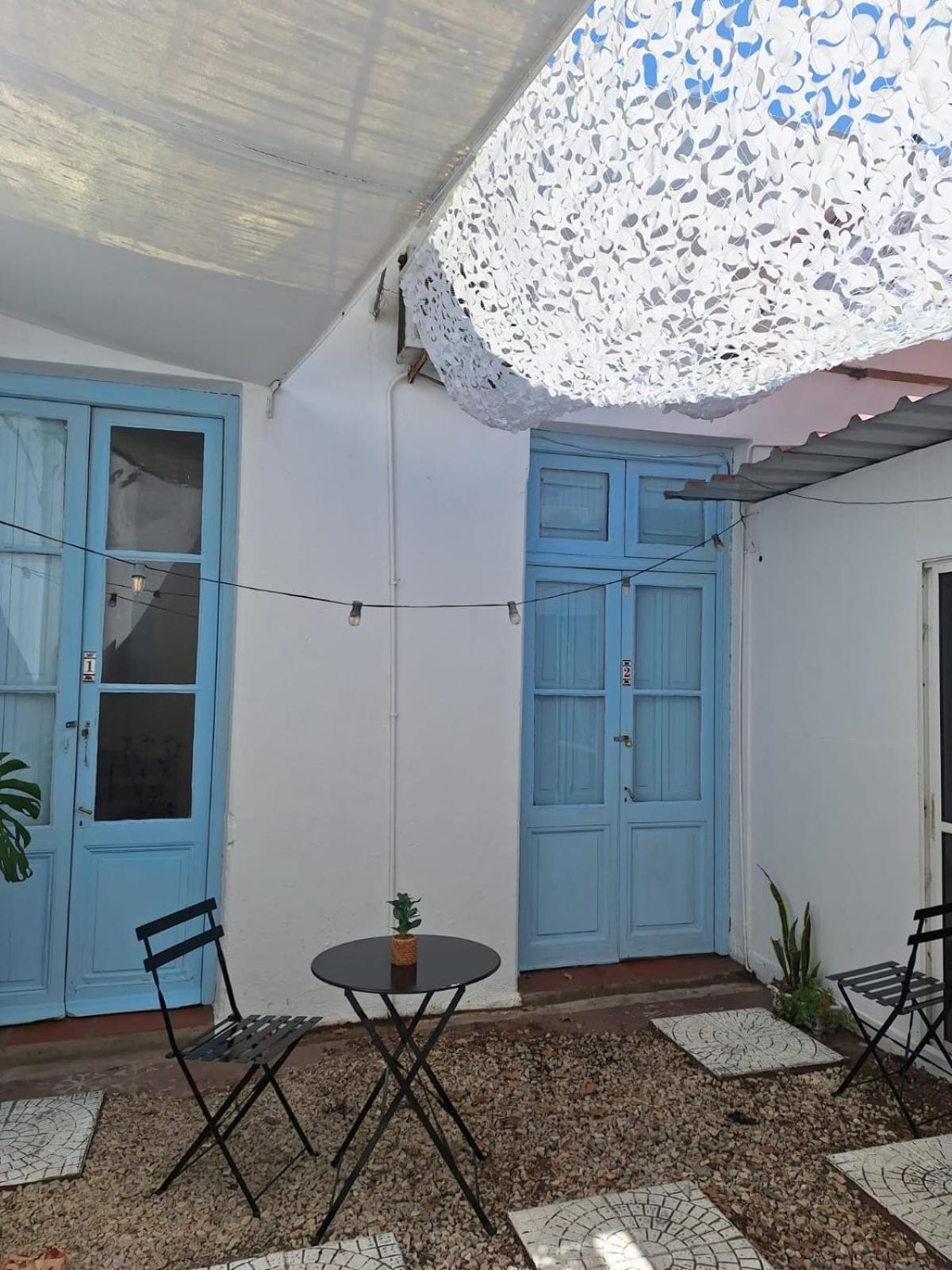 Хостел Casa Calma Колонія-дель-Сакраменто Екстер'єр фото